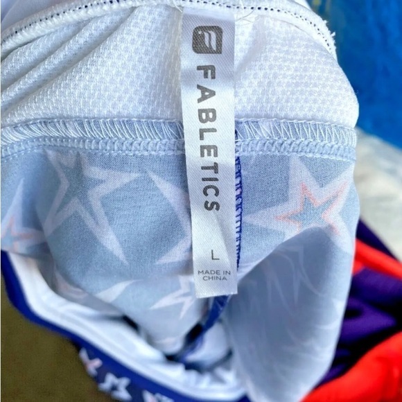 Lot of 2 Womens Sz Large Shorts Running Fabletics New Balance Printed Gym Lined - Picture 5 of 5